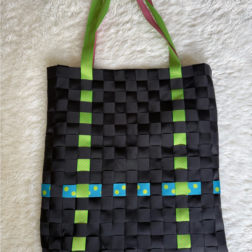 Nike Ribbon Tote - Picture 3 of 4